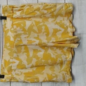 NINE West Mid Rise Shorts Size Medium